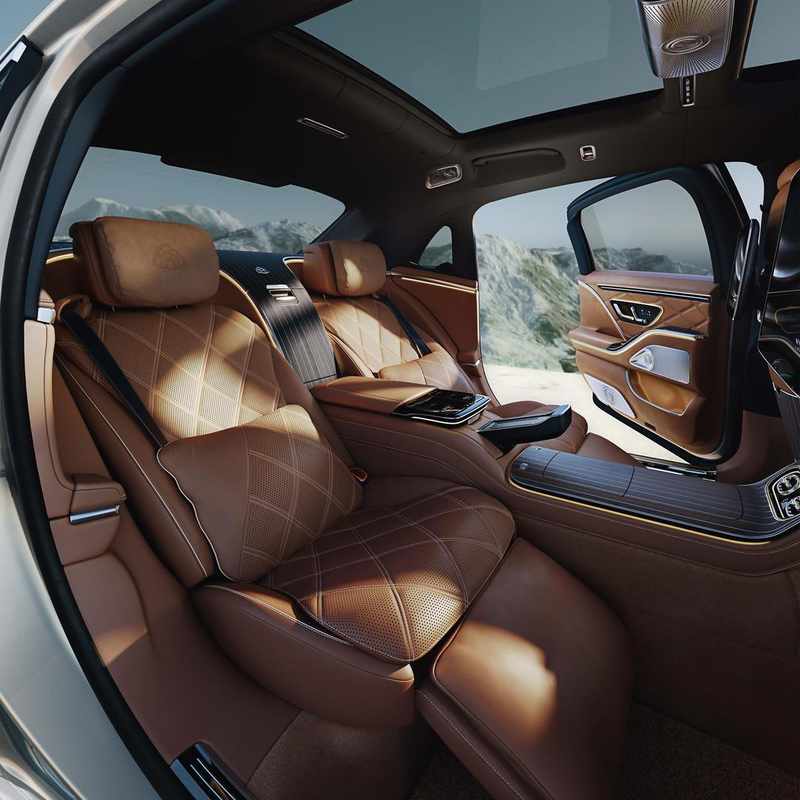  决策焦虑与身份认同：解析新一代迈巴赫S级的市场破局逻辑 汽车科技