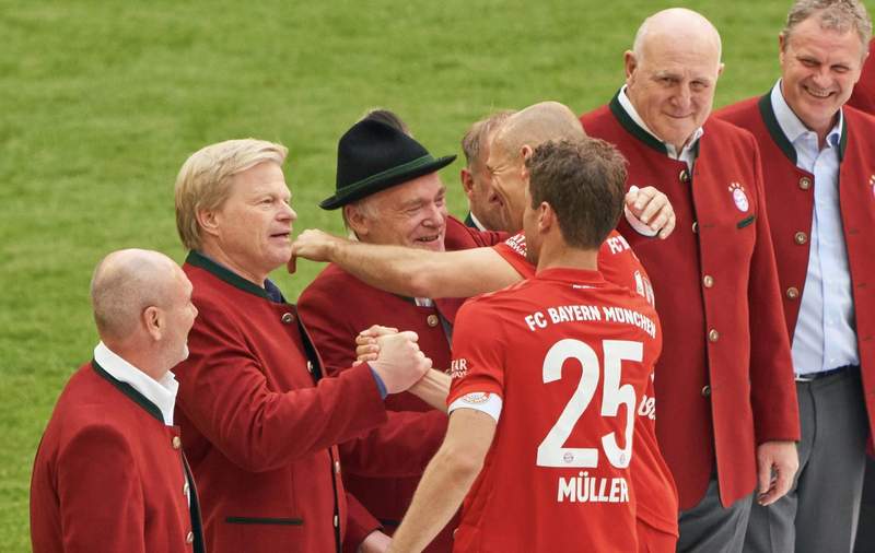 从球门到董事会：卡恩揭秘拜仁管理哲学与足球高管的成长边界 体育新闻